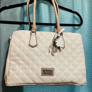 GUESS Cream Quilted Tote Bag